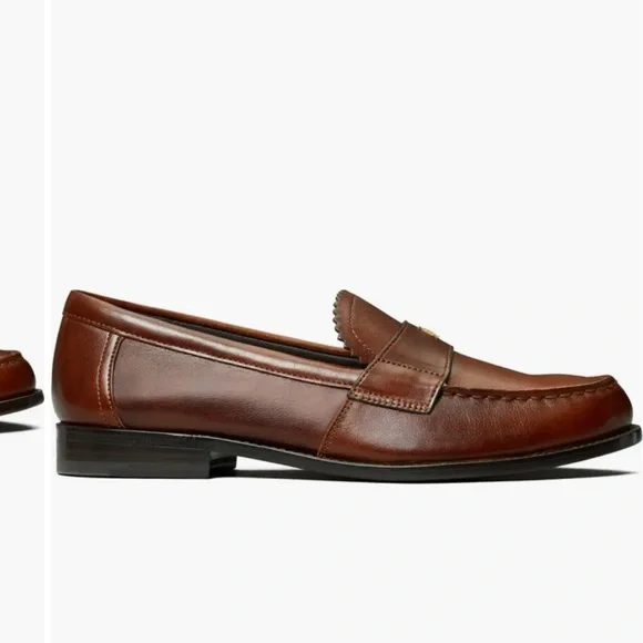 Tory Burch Classic Loafer in Negroni - Picture 9 of 11